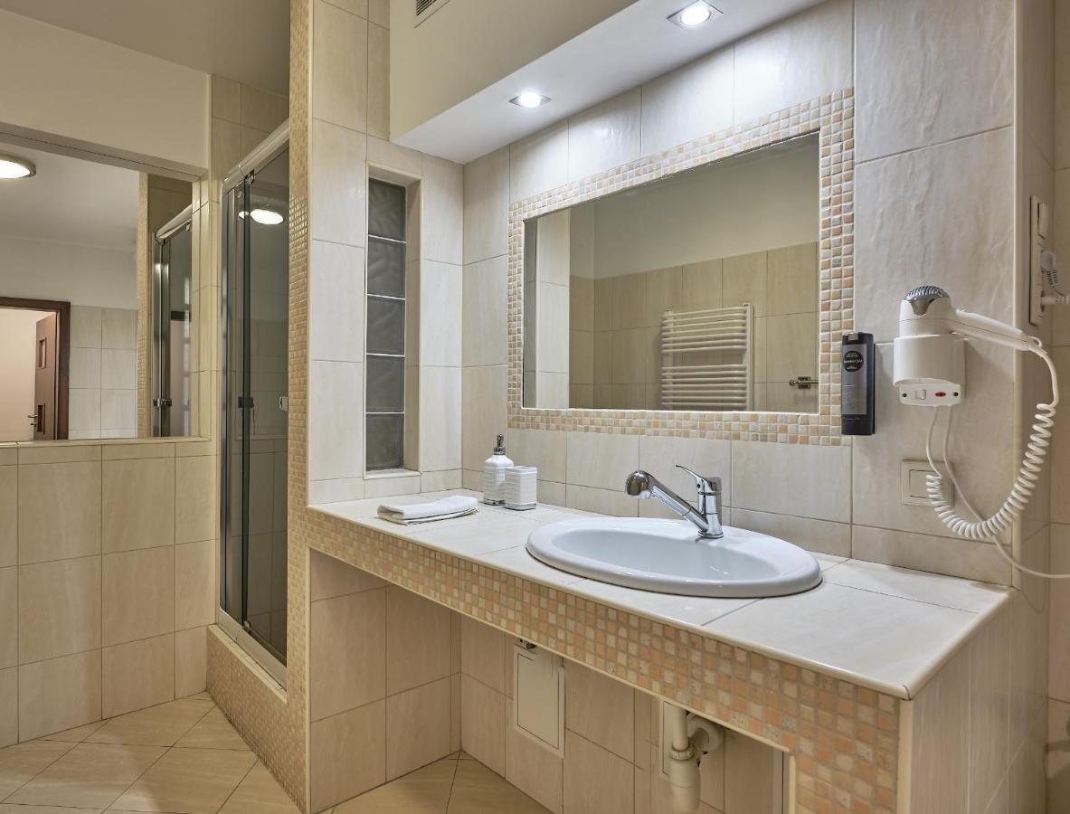 Aparthotel Lumen Krakow Dış mekan fotoğraf